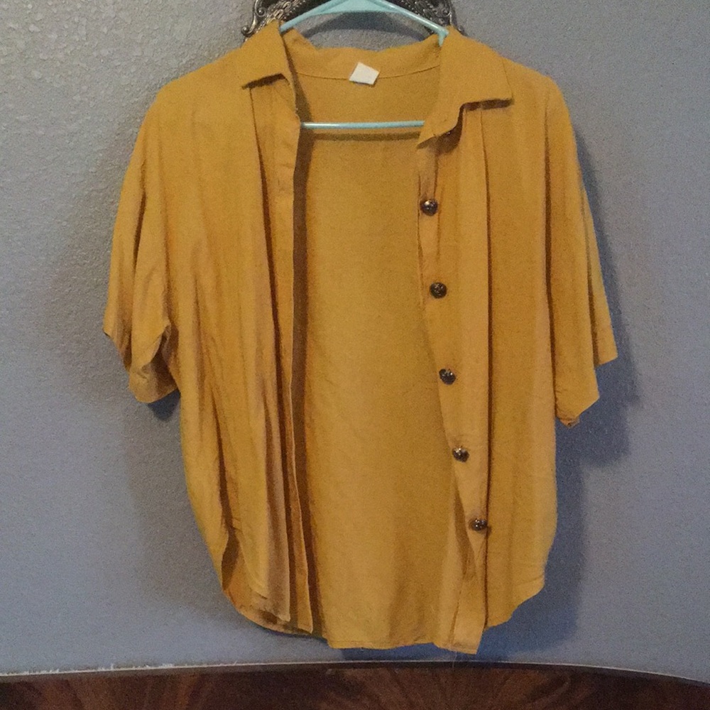 Vintage mustard top